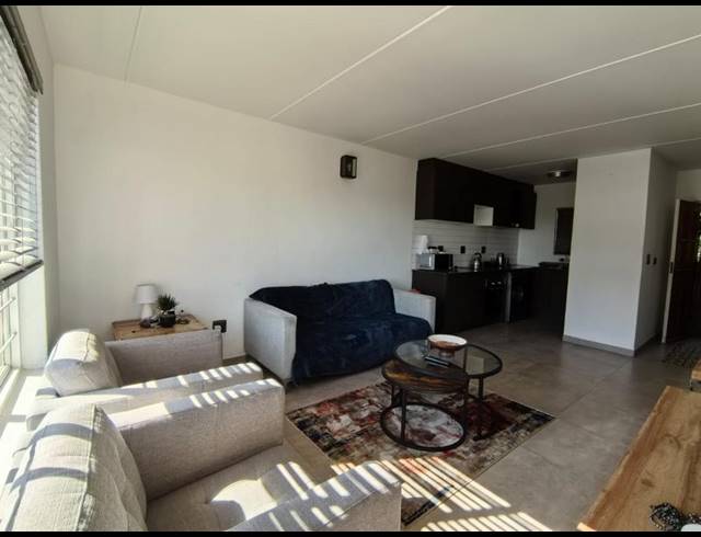 1 BEDROOM APARTMENT FOR SALE IN BEDFORDVIEW